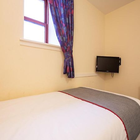Longforgan Coaching Inn Данди Экстерьер фото