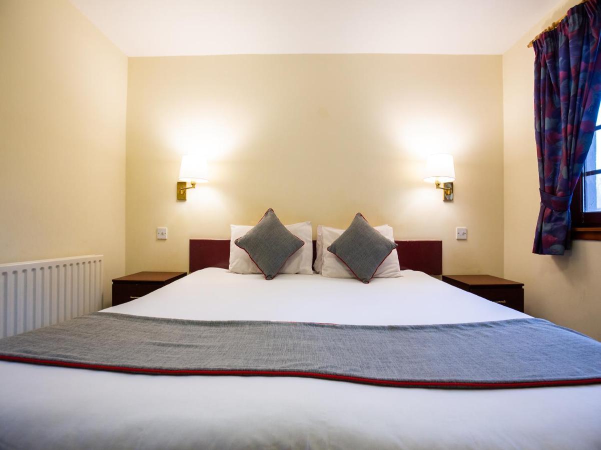 Longforgan Coaching Inn Данди Экстерьер фото