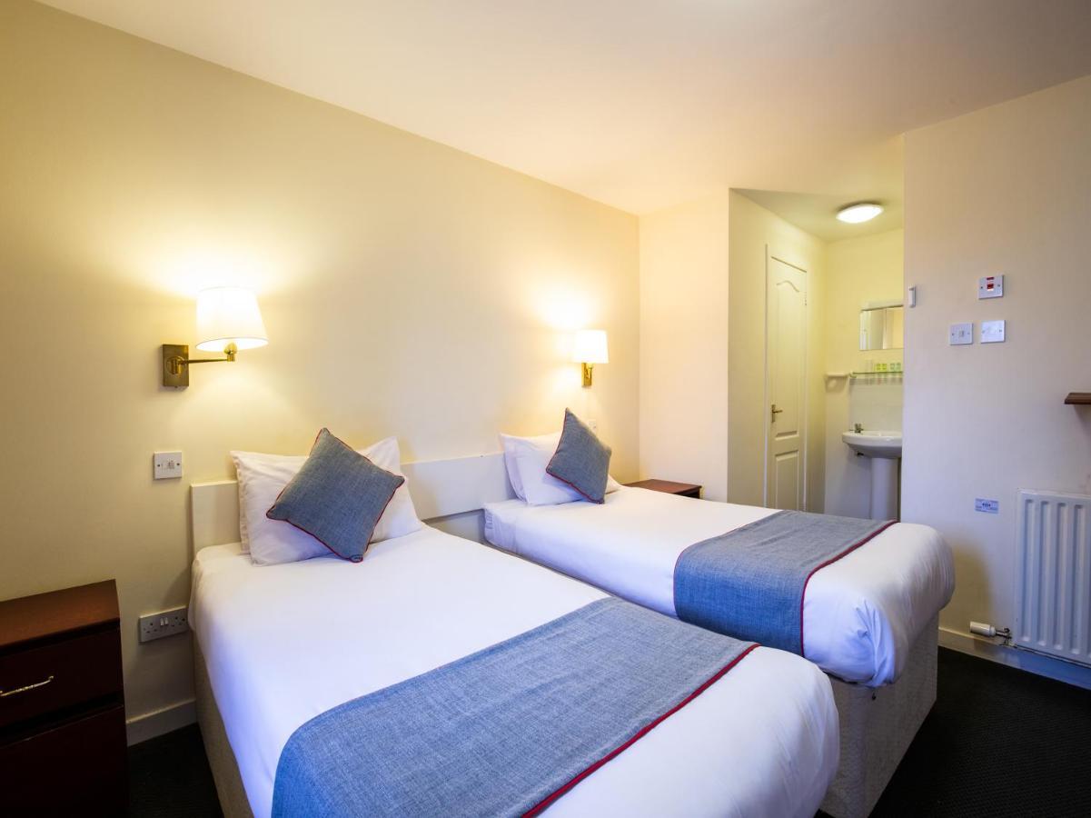 Longforgan Coaching Inn Данди Экстерьер фото